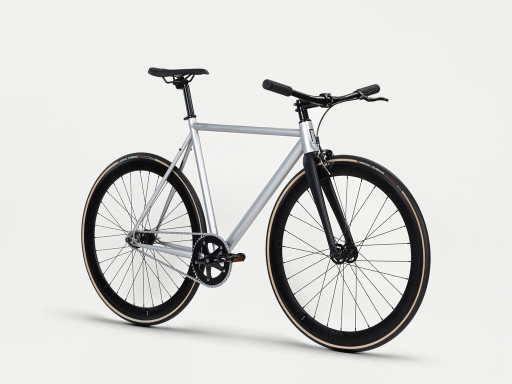 Bicicleta Riva Criterium Exige